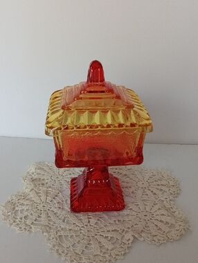 Vintage Jeanette Glass Amberina Wedding Cake Compote